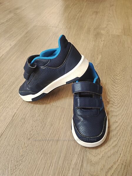 Кроссовки adidas размер 28