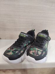 Кроссовки skechers с мигалками размер 31