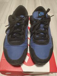 Кроссовки NIKE 38,5р. 24см