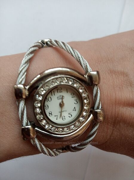 Кварцевий вінтажний годинник Tuccy плетений браслет
