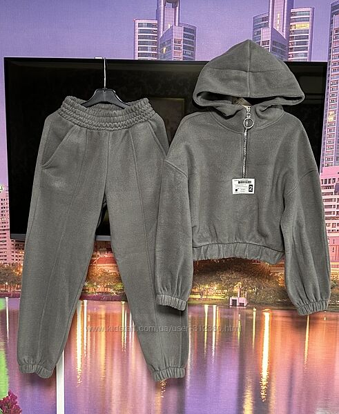 Новые флисовые теплые зимние костюмы 140/146 см