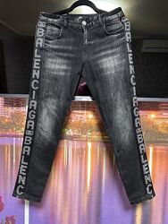 Черно серые джинсы Balenciaga 26 размер