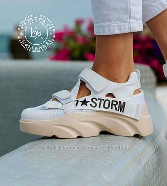 Жіночі кросівки Storm