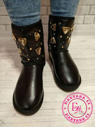 Модні Уггі зі стразами