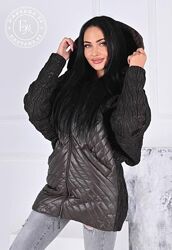 Стильна зимова куртка кокон oversize з капюшоном / шоколад