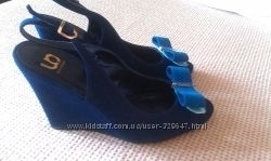 Стильные женские туфли