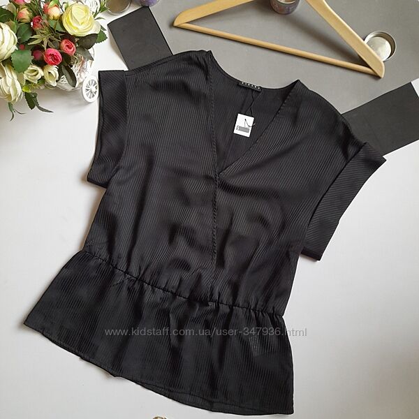 Sisley крутая блузочка р С . сток