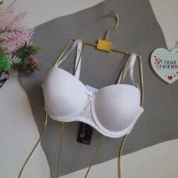 Censored фірмовий бюст 85 с з Пуш ап сток