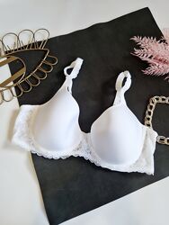 Calida супер якість. Бюст спейсер р 85 Б . Сток 