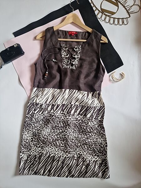 Шовкова сукня derhy р м