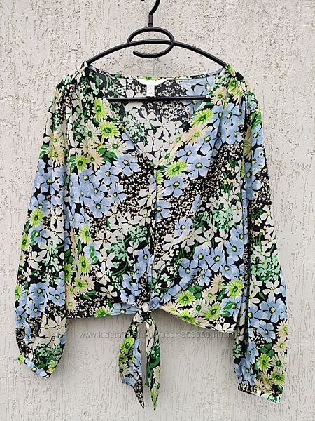 H&M  чудесная блуза в цветы на завязках, с пышным рукавом из  100 вискозы 