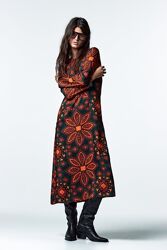 Платье миди с принтом Zara - XS, S