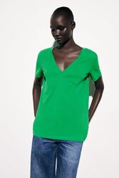 Базовая зеленая футболка из хлопка с V -образным вырезом Zara - S, M, L, XL