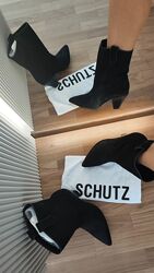Чобітки schutz  челсі козаки 38,5-39р. нубук