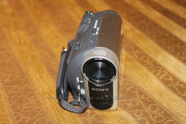 Видеокамера Sony DCR-HC38