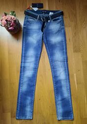 Распродажа. джинсы женские armani. kenzo