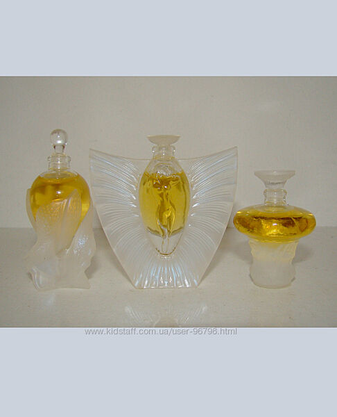 Для декору вінтажні мініатюри Lalique.