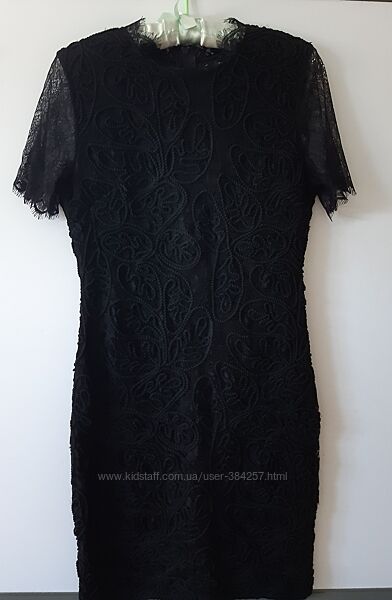Елегантна чорна  сукня