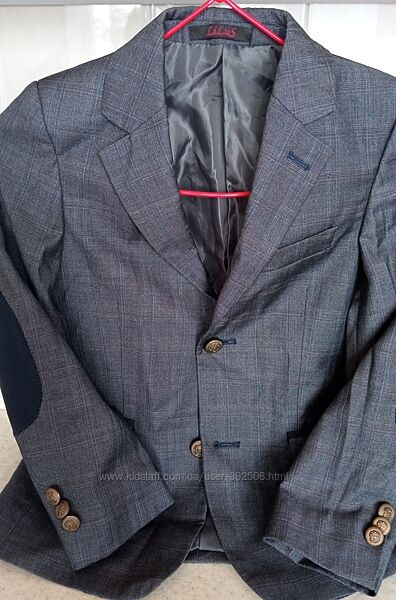 Отличный  пиджачок