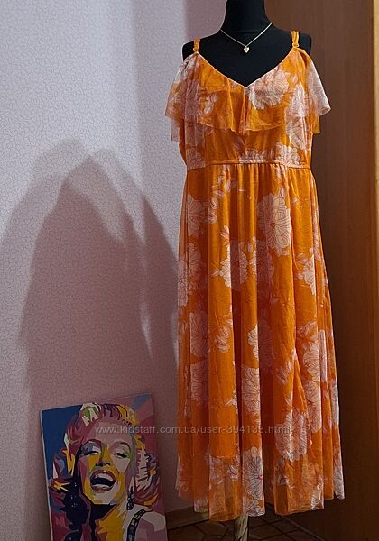 Довга шифонова сукня