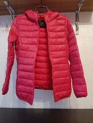 Тонкая куртка Cropp, р. XS