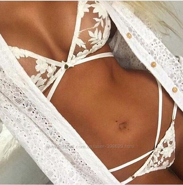 Женский комплектик с бандажными лентами