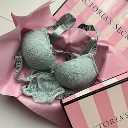 Комплект с камнями Сваровски из серии Bombshell от Victorias Secret 