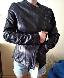 Кожаная куртка, косуха, размер С, фабричная Турция