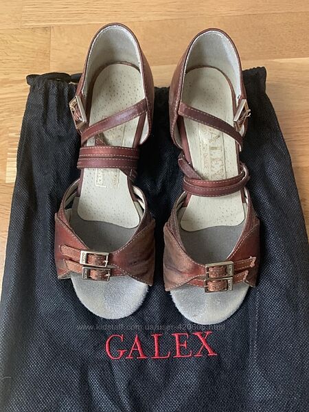 Туфлі блок-каблук Galex сатин, 19,5 см
