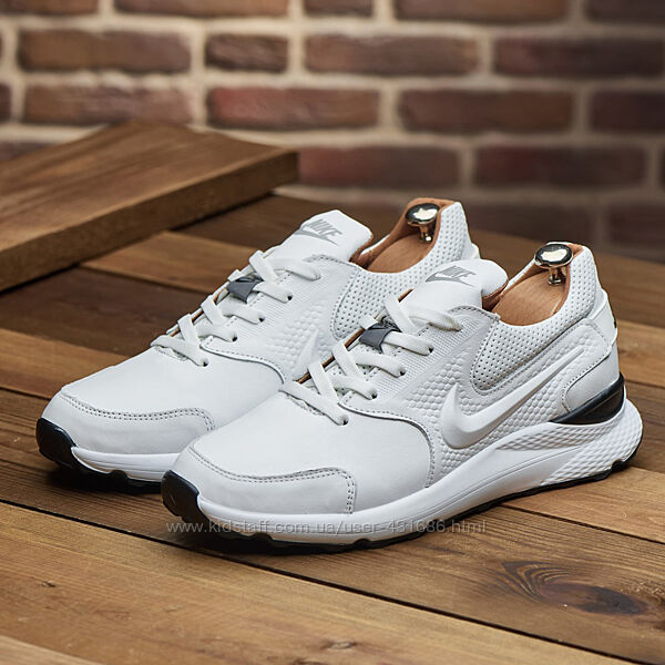 Якісні чоловічі кросівки з натуральної шкіри Nike model-N035 білі , чорні