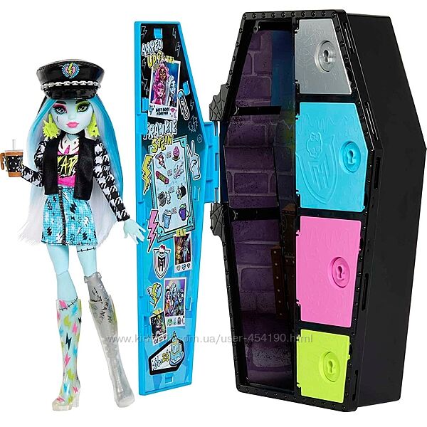 Кукла Монстр Хай Френки Штейн Секреты в шкафу Серия 1 Monster High Frankie