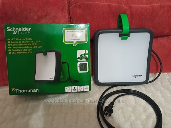 Прожектор фонарь Schneider Electric