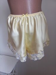 Sulis шовкові домашні шорти з мереживом 100 silk XS-S розмір