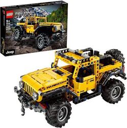 Конструктор LEGO Technic Jeep Wrangler 665 деталей 42122