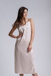 Нова сукня міді в білизняному стилі розмір М