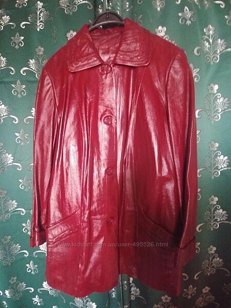 Бордовая кожаная куртка, на размеры 54 - 58