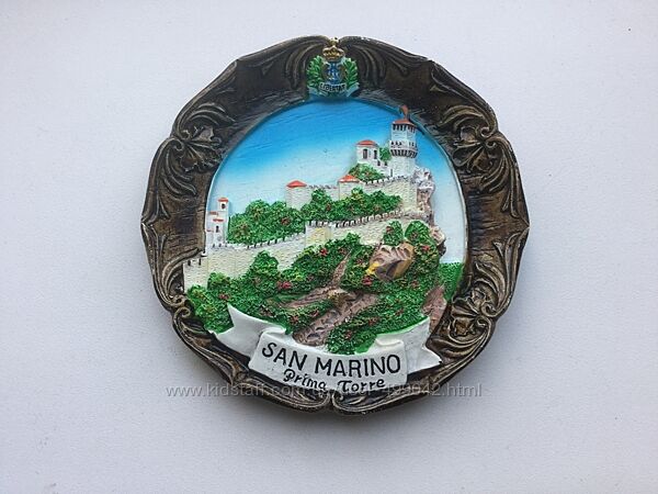 Сувениры из карликовой страны Сан-Марино и из Италии