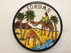 Тарелка Иордания и другие сувениры из арабских стран.
