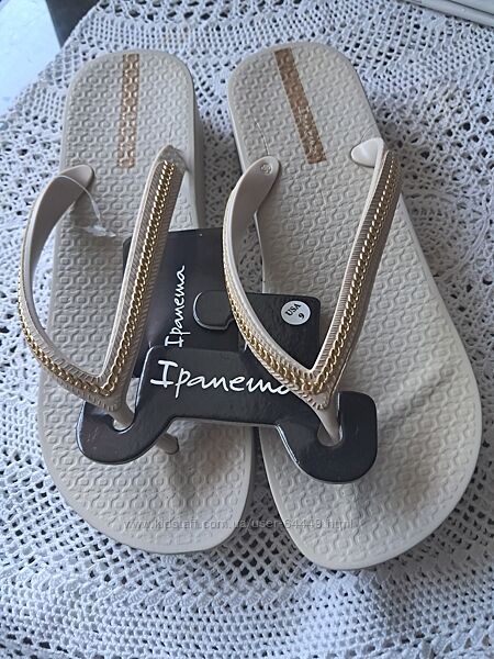 Ipanema р.40 шльопки нові