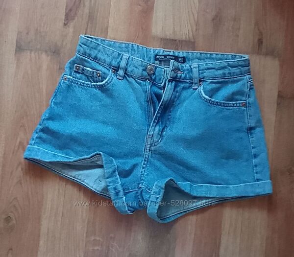 джинсовые шорты  Bershka 36 р