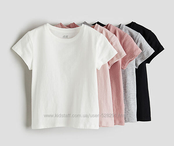 Футболки H&M н 8 - 10 лет. Цвет черный и синий.