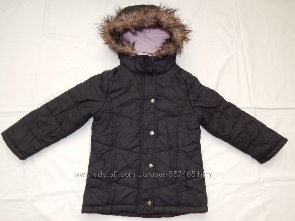 Демисезонная черная куртка Debenhams на девочку 5-6 лет. Рост 116 см.