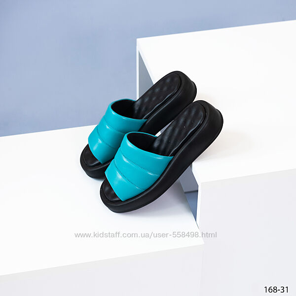Удобные шлепанцы кожаные черные, бирюзовые,
