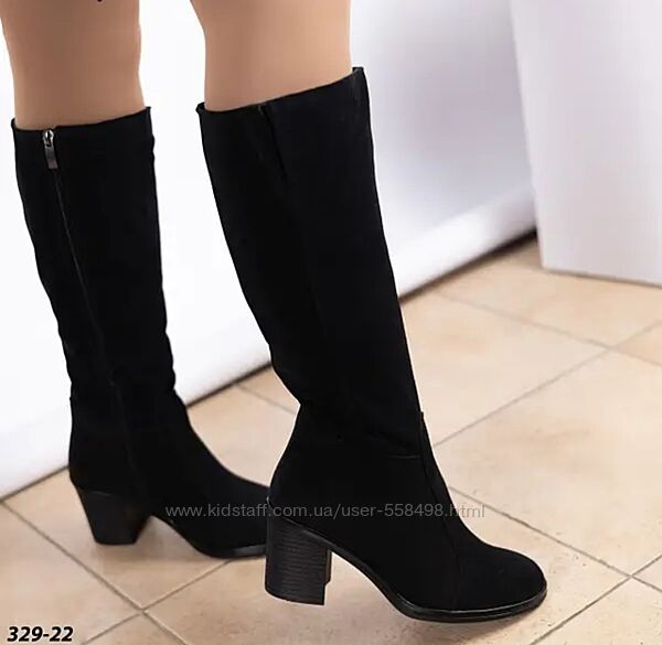 Зимові чорні жіночі замшеві чоботи на підборах