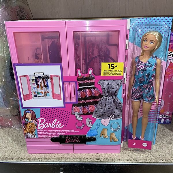 Набор шкаф-чемодан с куклой Барби и аксессуарами Barbie Fashionistas GBK12