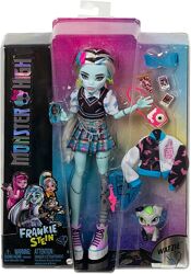 Кукла Френки Штейн с питомцем Монстер Хай Monster High Frankie Stein HHK53