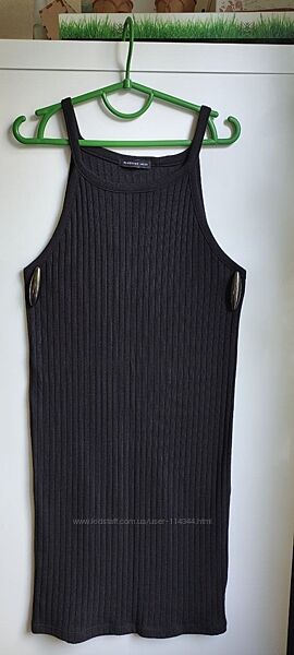 Чорне котонове пряме плаття в рубчик Reserved 146р
