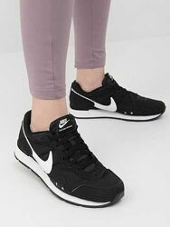 Кроссовки женские nike