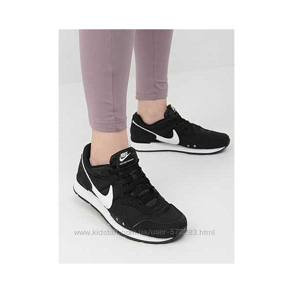Кроссовки женские nike