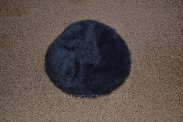 Теплий шутряний берет жіночий